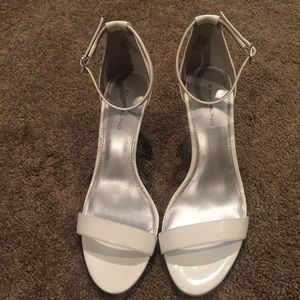 Short Heel Bandolino Heels